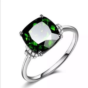 New Silver Green Emerald Ring